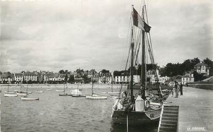 CPSM FRANCE 22 "St Quay Portrieux, Le port vers les quais".