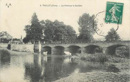 CPA FRANCE 18 " Vailly, Le pont sur la Sauldre".