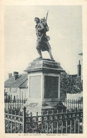 CPA FRANCE 18 " Dun sur Auron, Monument aux morts".