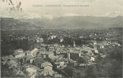 CPA FRANCE 38 "Sassenage, Vue générale et les Alpes".