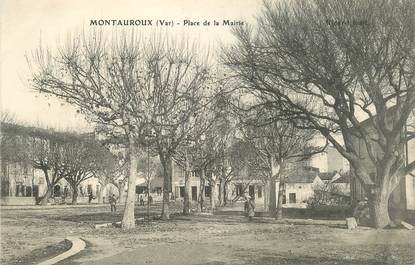 CPA FRANCE 83 "Montauroux, Place de la Mairie"