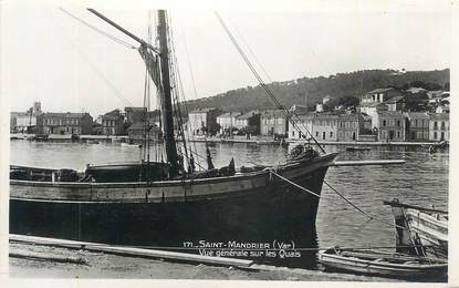 CPSM FRANCE 83 "St Mandrier, Vue générale sur les quais".