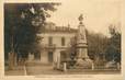 CPA FRANCE 83 "Vidauban, Place des écoles et monument aux morts".