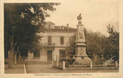 CPA FRANCE 83 "Vidauban, Place des écoles et monument aux morts".