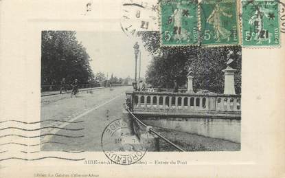 CPA FRANCE 40 "Aire sur Adour, Entrée du pont".