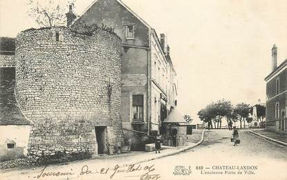 CPA FRANCE 77 "Chateau Landon, ancienne Porte de Ville"