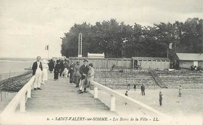 CPA FRANCE 80 "St Valéry sur Somme, Les bains de la ville".