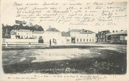 CPA FRANCE 80 " Poix, La halle et la place du marché aux veaux".