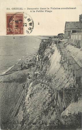 CPA FRANCE 80 "Ault Onival, Descente dans la falaise conduisant à la petite plage".