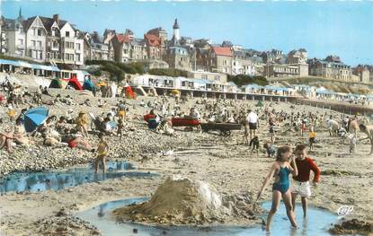 CPSM FRANCE 80 "Ault Onival, La plage vers le phare".