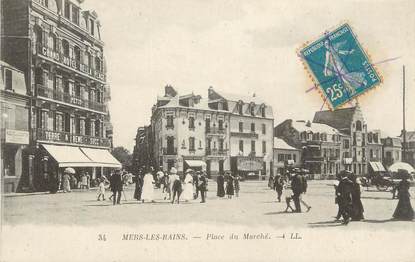 CPA FRANCE 80 "Mers les Bains, Place du marché".