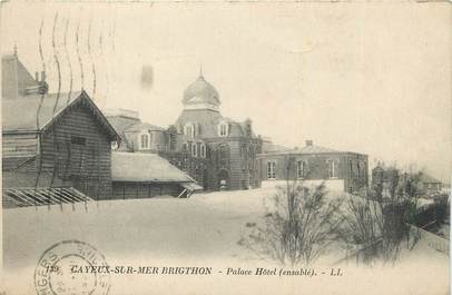 CPA FRANCE 80 "Cayeux sur Mer Brigton, Place Hôtel".