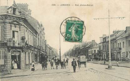 CPA FRANCE 80 "Amiens, Rue Jules Barni".