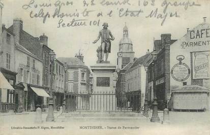 CPA FRANCE 80 "Montdidier, Statue de Parmentier ". / CACHET MILITAIRE