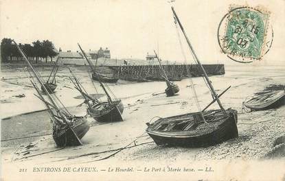 CPA FRANCE 80 "Le Hourdel, Le port à marée basse".