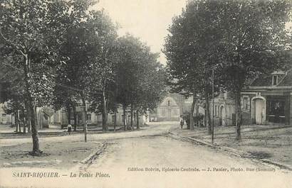 CPA FRANCE 80 "St Riquier, La petite place".