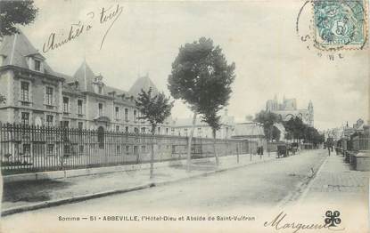CPA FRANCE 80 "Abbeville, Hôtel Dieu et abside de St Vulfran".