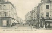 80 Somme CPA FRANCE 80 "Abbeville, Rue St Gilles à la place de l'Amiral Courbet ".