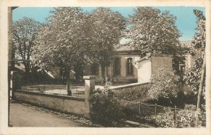 CPA FRANCE 82 "Monclar de Quercy, Ecole des filles".