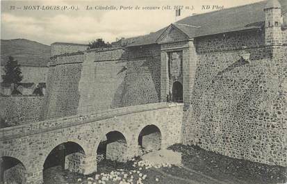 CPA FRANCE 66 " Mont Louis, La citadelle, porte de secours".