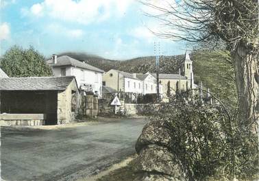 CPSM FRANCE 66 "Angoustrine , L'église, La Poste".