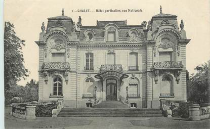 CPA FRANCE 49 "Cholet, Hôtel particulier, rue nationale".