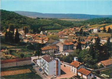 CPSM FRANCE 71 "Lugny, Vue générale aérienne, la Gendarmerie".