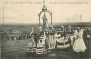 29 Finistere CPA FRANCE 29 "Ste Anne La Palud, La statue de Ste Anne". / FOLKLORE