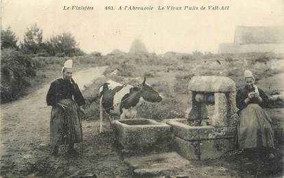 CPA FRANCE 29 "Veil Aël, L'abreeuvoir, le vieux puits".