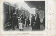 69 RhÔne CPA FRANCE 69 "Lyon, Oeuvre municipale Lyonnaise des Enfants à la Montagne, l'embarquement".