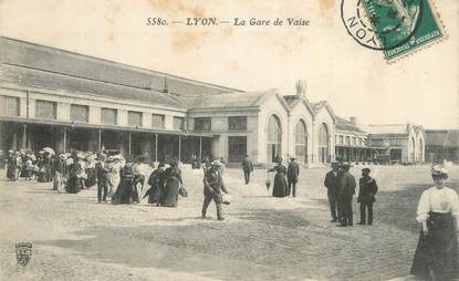 CPA FRANCE 69 "Lyon, La gare de la Vaise"