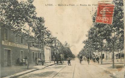 CPA FRANCE 69 "Lyon, Moulin à vent route de Vienne. / QUARTIER DE LYON