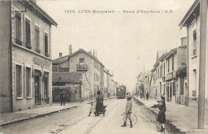 CPA FRANCE 69 "Lyon, Montplaisir, route d'Heyrieux". / QUARTIER DE LYON