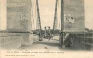 33 Gironde CPA  FRANCE 33 "La Réole, intérieur du Grand Pont suspendu sur la Garonne"
