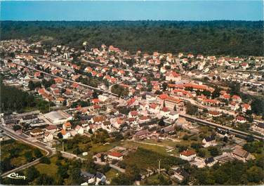 CPSM FRANCE 76 "Le Trait, Vue aérienne, le centre".