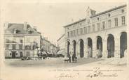 38 Isere CPA FRANCE 38 "La Tour du Pin, Halles et rue centrale".