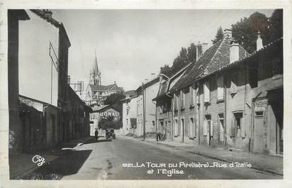 CPSM FRANCE 38 "La Tour du Pin, Rue d'Italie".