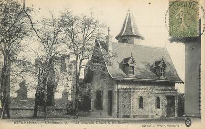 CPA FRANCE 38 " Rives, Châteaubourg, Le nouveau chalet et les ruines".