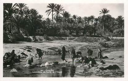 CPA TUNISIE "Gabès, les laveuses au bord de l'Oued"
