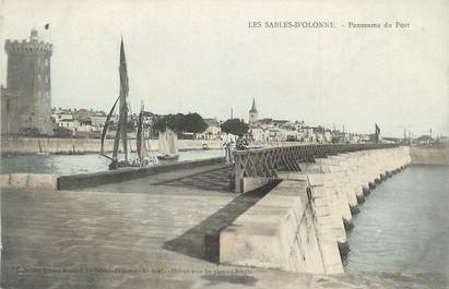 CPA FRANCE 85 " Les Sables d'Olonne, Panorama du port".