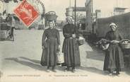 63 Puy De DÔme CPA FRANCE 63 " L'Auvergne, Paysanne se rendant au marché". / FOLKLORE