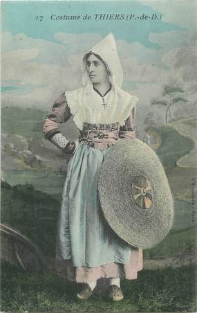 CPA FRANCE 63 " Thiers, Costumes". / FOLKLORE