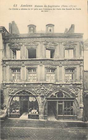 CPA FRANCE 80 "Amiens, Maison du sagittaire". / PHOTO