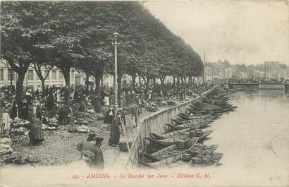 CPA FRANCE 80 "Amiens, Le marché sur l'eau".