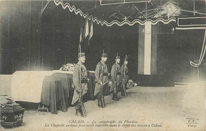 CPA FRANCE 62 " Calais, La chapelle ardente des victimes du sous-marin le Pluviose 1910"