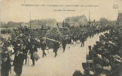 CPA FRANCE 62 "Funérailles des victimes du sous-marin Le Pluviose 1910". / MARINE MILITAIRE / CATASTROPHE