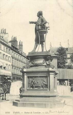 CPA FRANCE 75 " Paris 4ème, Statue Lavoisier". / CHIMISTE
