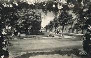 86 Vienne CPSM FRANCE 86 " La Roche Posay, Place de la République".