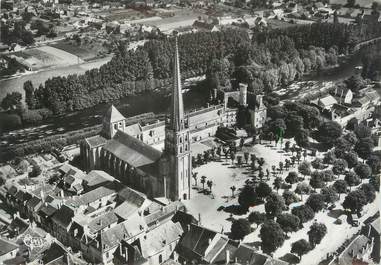 CPSM FRANCE 86 "St Savin sur Gartempe, Vue aérienne de l'abbaye".