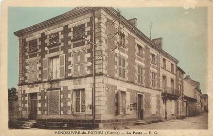 CPA FRANCE 86 "Vendeuvre du Poitou, La Poste".